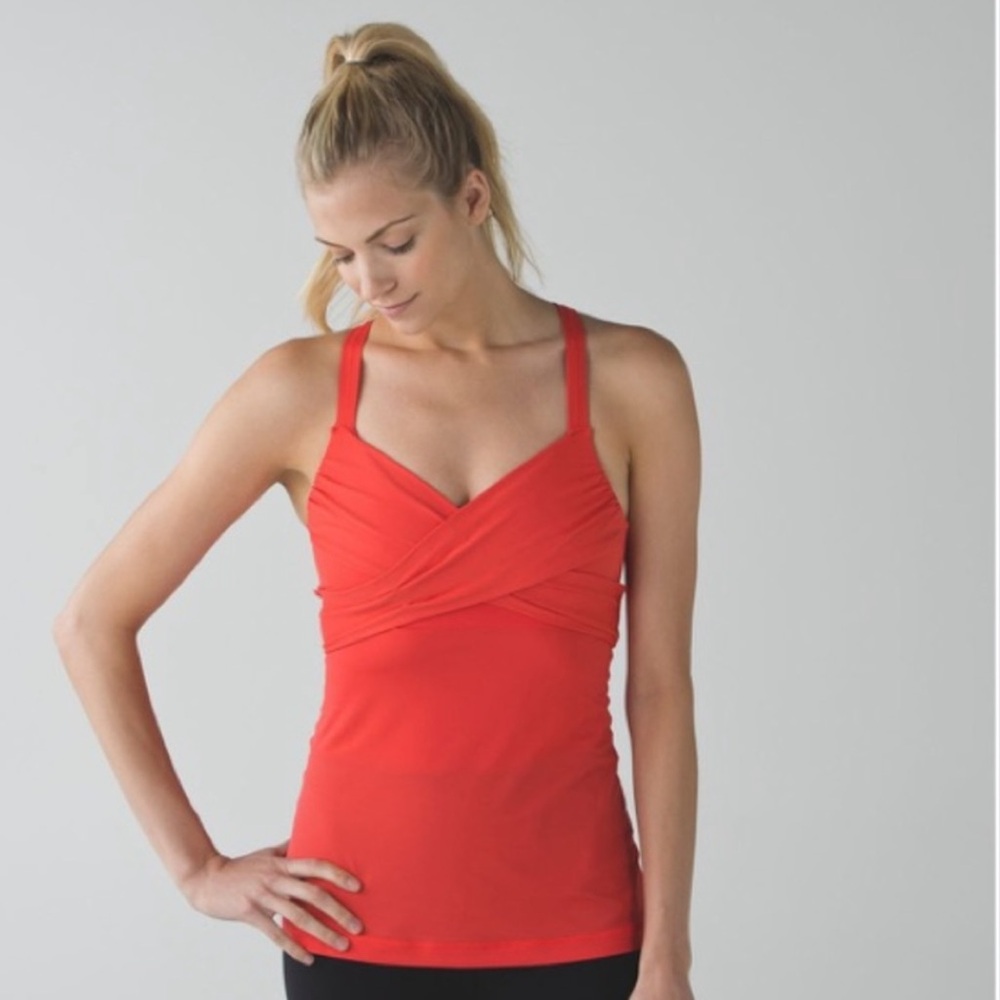 Lululemon tank